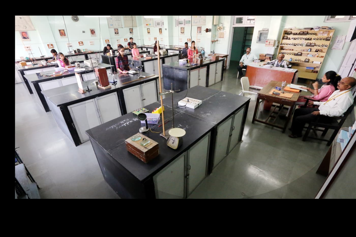 Satish Pradhan Dnyanasadhana College Thane College Images photo 26